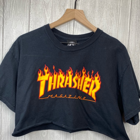thrasher cropped tee